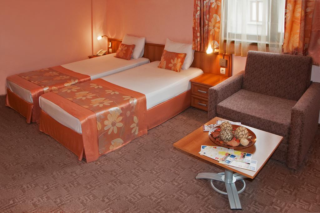 Hotel Real Φιλιππούπολη Δωμάτιο φωτογραφία