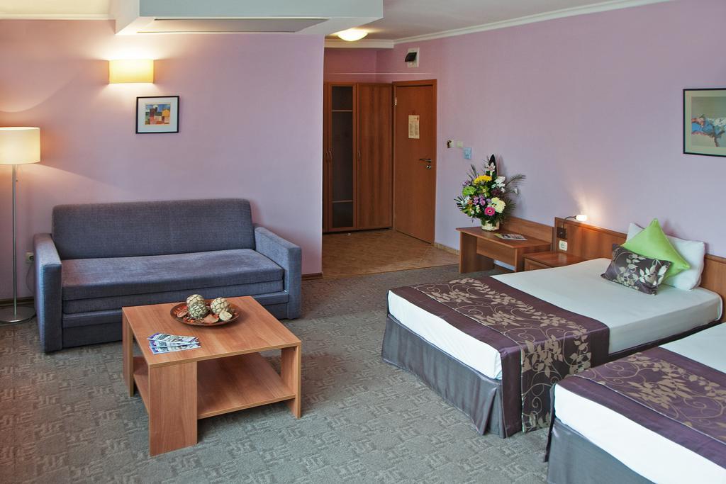 Hotel Real Φιλιππούπολη Δωμάτιο φωτογραφία
