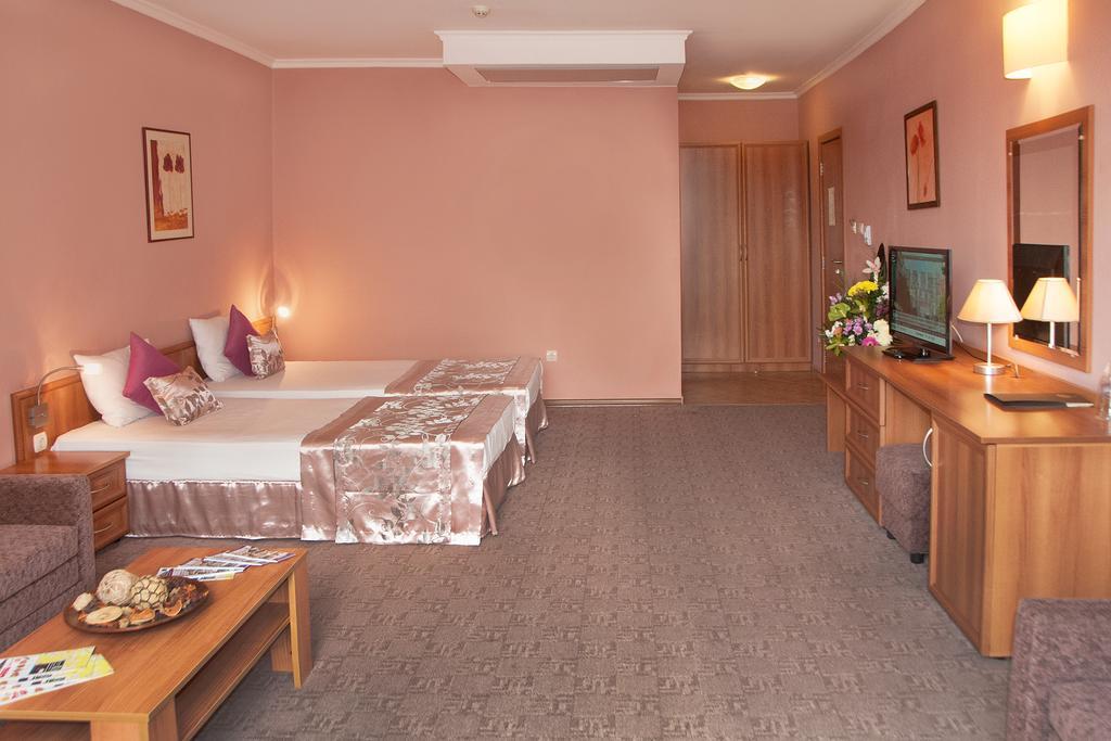 Hotel Real Φιλιππούπολη Δωμάτιο φωτογραφία