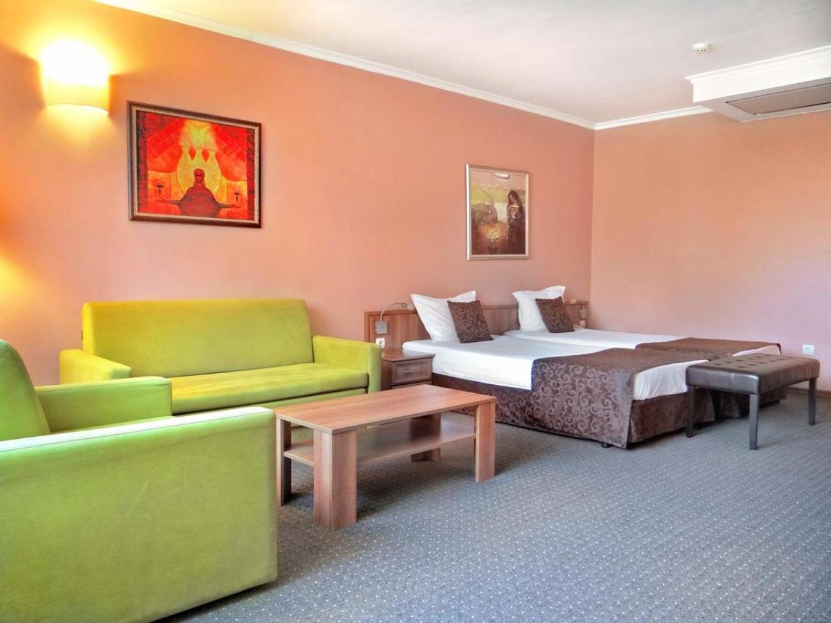 Hotel Real Φιλιππούπολη Εξωτερικό φωτογραφία